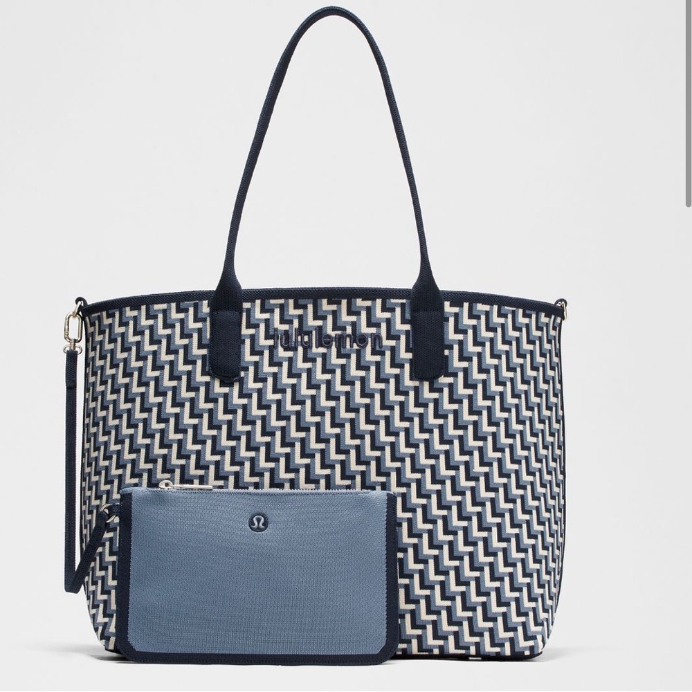 LULULEMON classic knit tote bag 18L